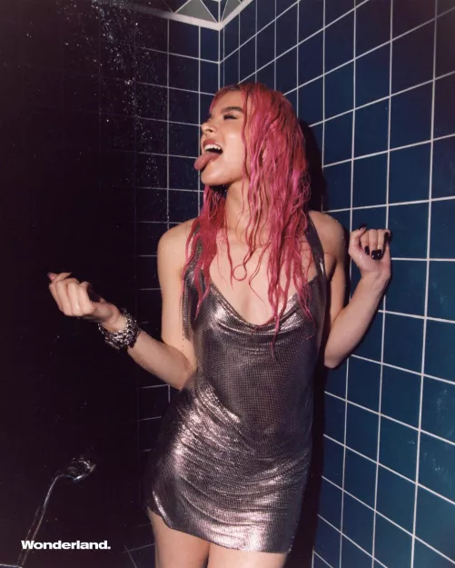 Hailee Steinfeld by ElSenorDeLasPajas