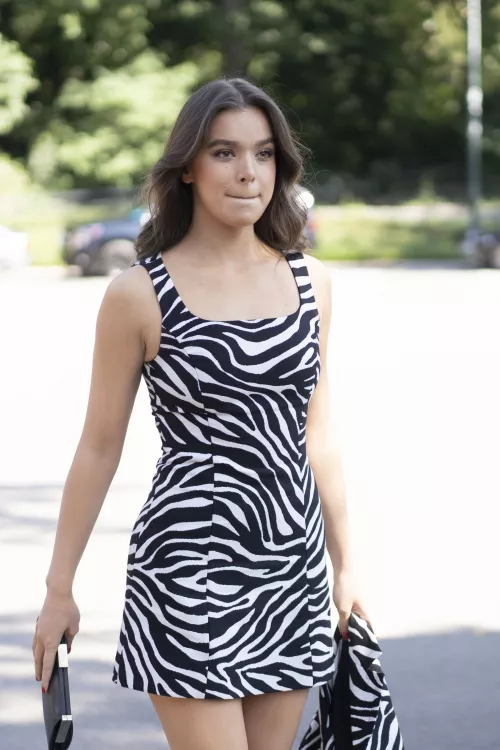 Hailee Steinfeld by TimoTheUnwise