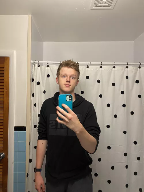 Hair gets wild when it’s longer lol by ProfessionallyBored