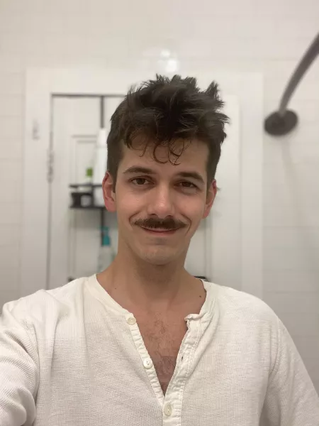 Hair is v floofy but I’m liking it? by ShowOffJonah