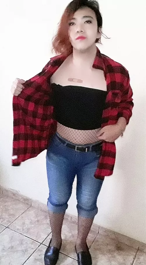 Hair looks abit messy but the rest is good I suppose 👑 by DanyelleLusty