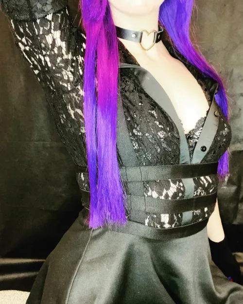 Hair may not be natural but the rest of me is by BryleeXoXo