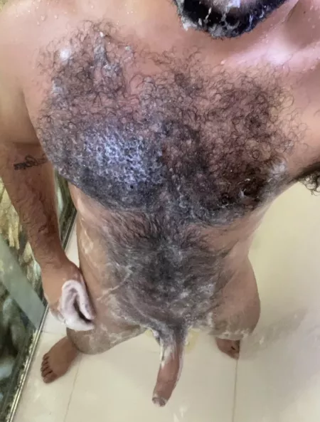 Hairy and wet by mineirobh