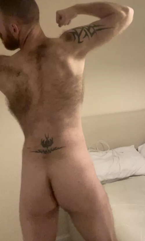 Hairy from head to toe!!!! by gbrad1983