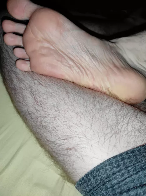 Hairy legs and hairless soles, name a better combo by TheMoonSwimmer