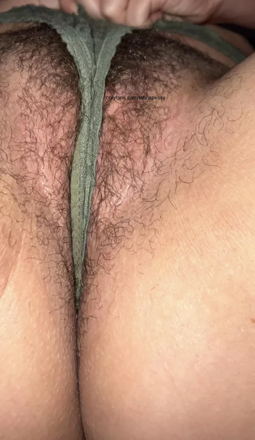 hairy pussy in the morning post 🙈 by latinapvssy