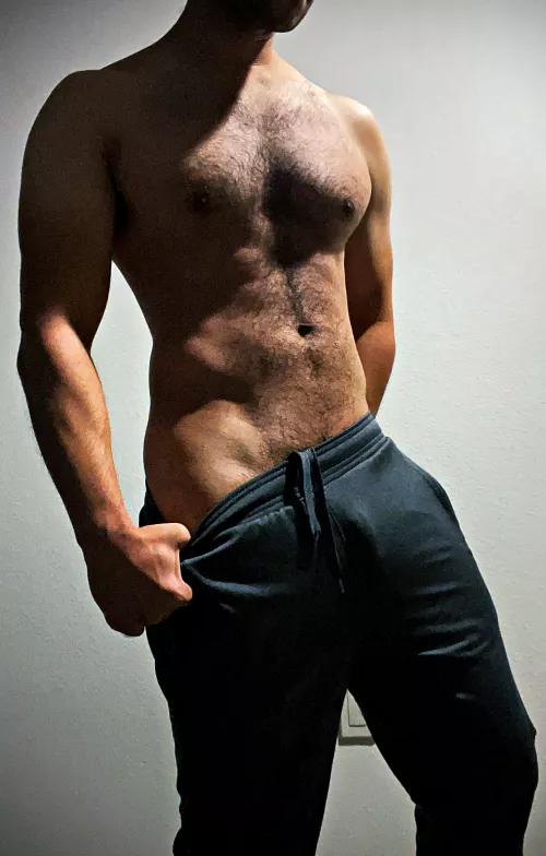 Hairy torso post gym by TurnipEater