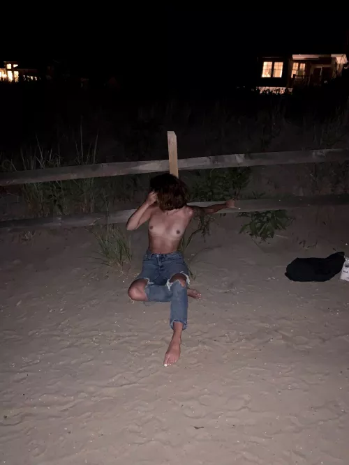 Half dressed night out on the beach! It’s been a while but I’m back by winedrunkduck