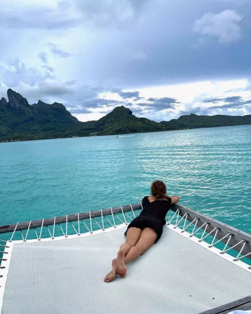 Halle Berry by Internet_Is