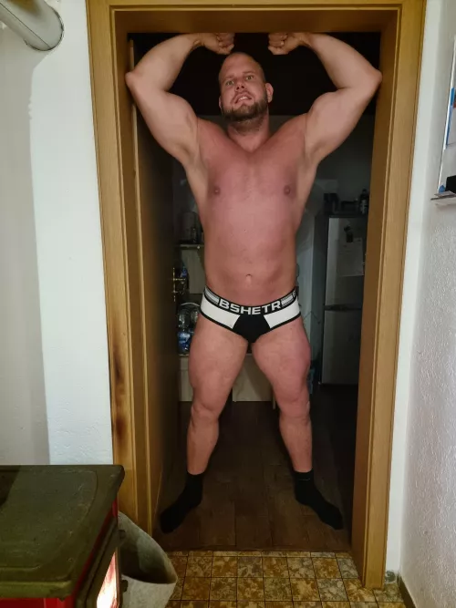 Hallo 😊 by Wrong-Engineering-74