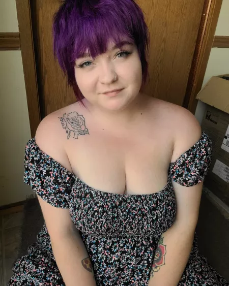 Hallo 😊 by lickitten