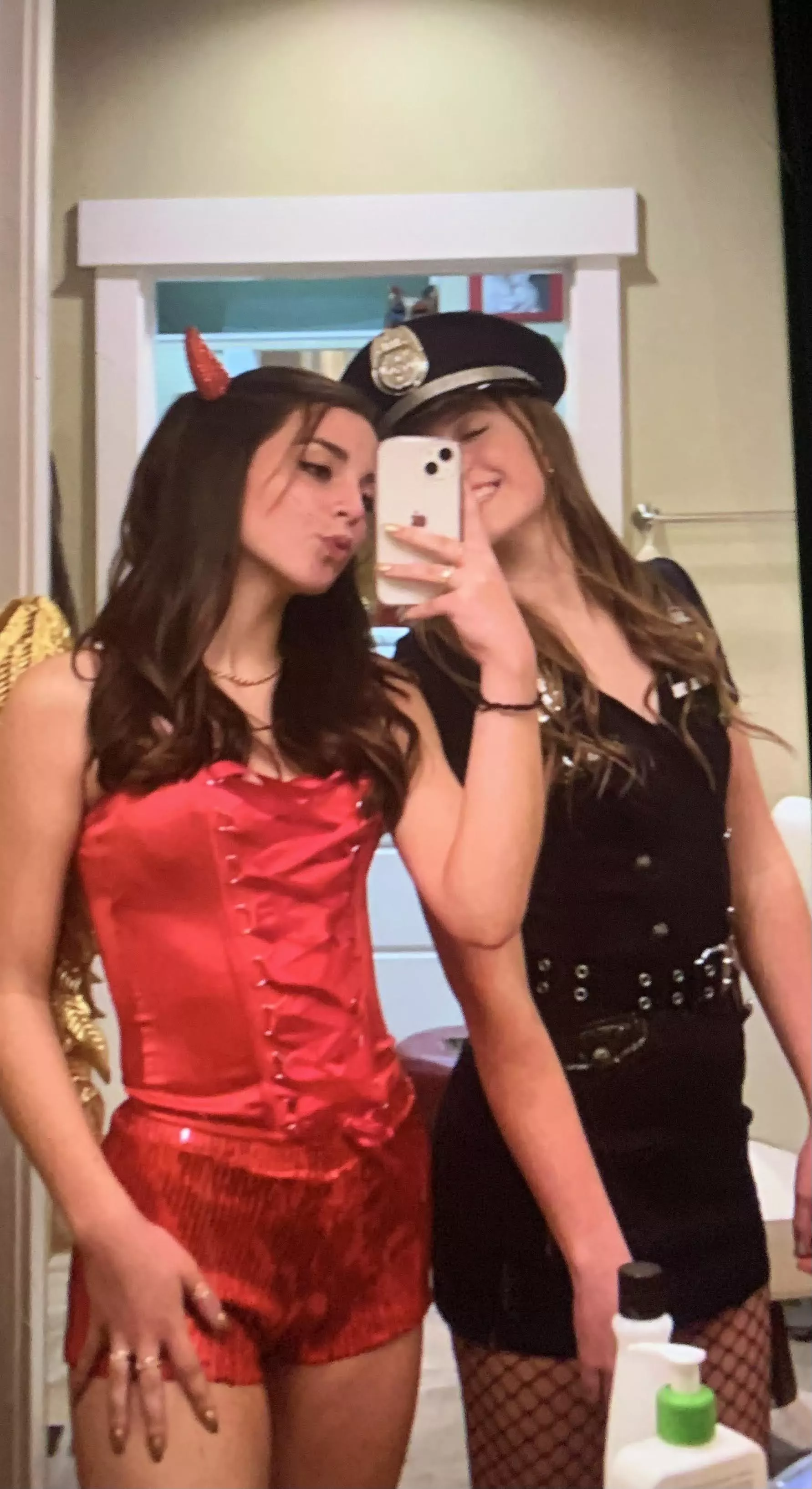 Halloween 🔥 posted by No_Leadership_1690