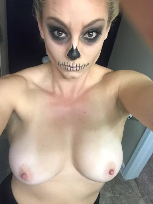 Halloween Hangers by GordonBombay0