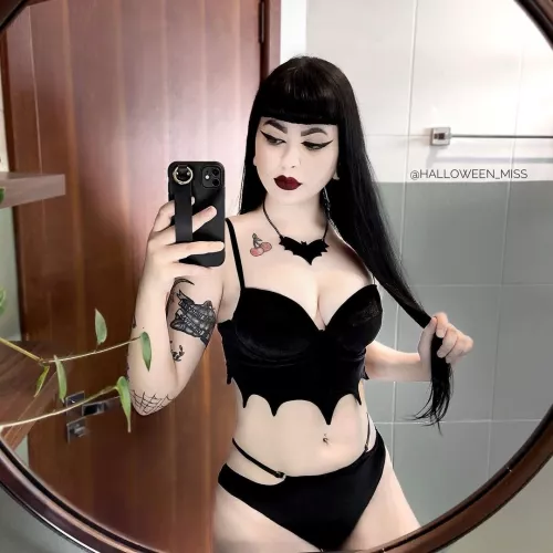 Halloween Miss by gooningaccount