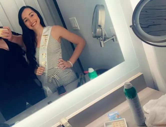 Hand on hip pit posted by Bob36r