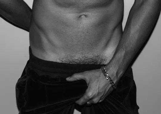 Handful posted by menareamazing