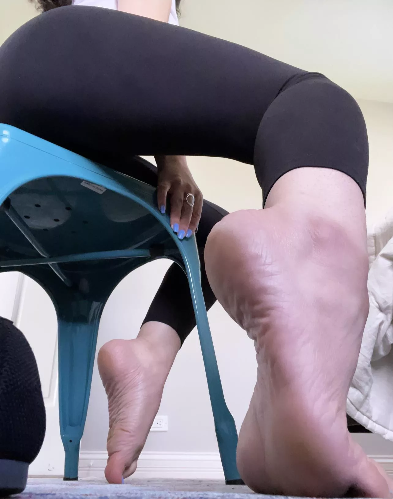 Handle with care 💕 posted by mXdChai