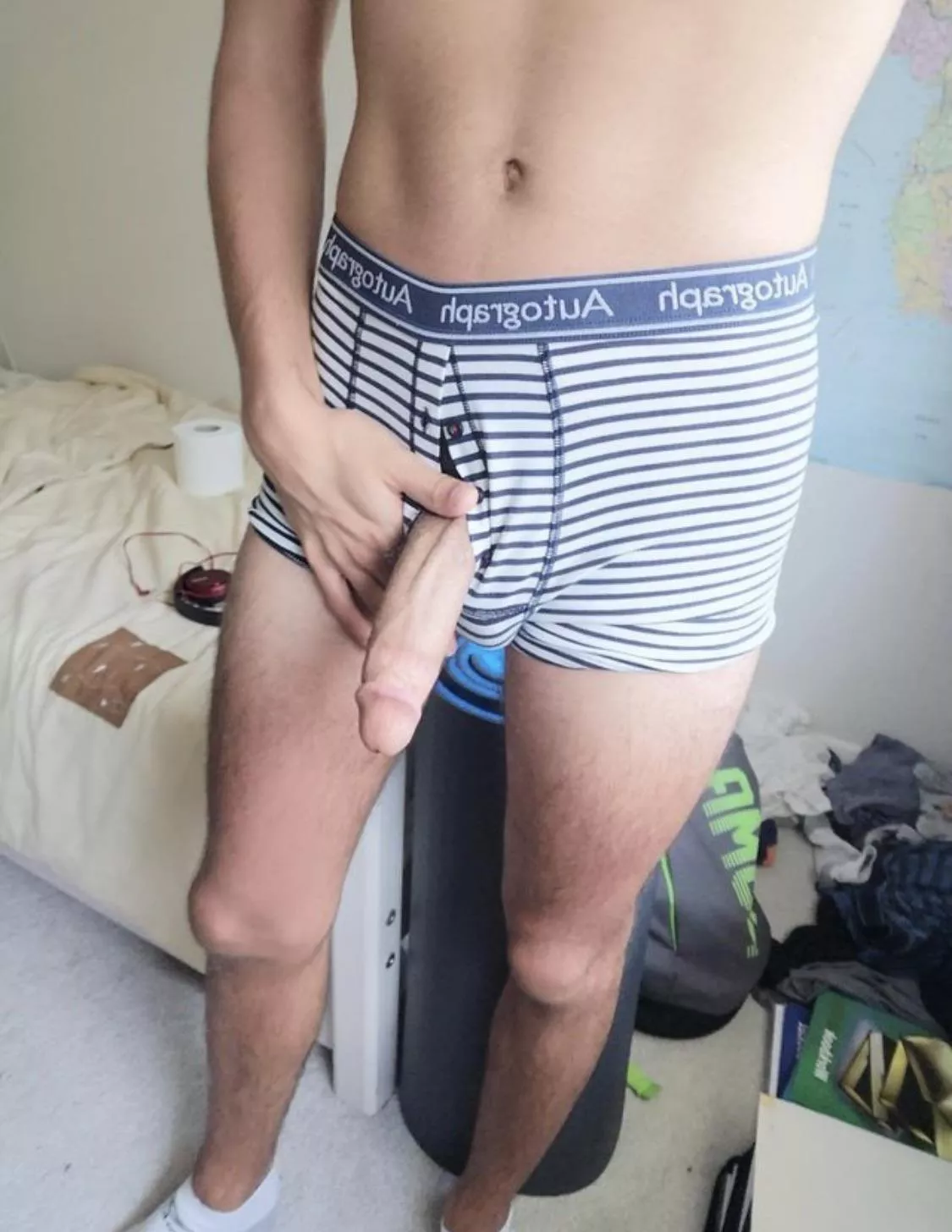 Hands up if you didn’t get cut at birth, but got lucky later in life 🙋‍♂️ posted by GayJewUK