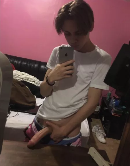 Hangin’ by accr455