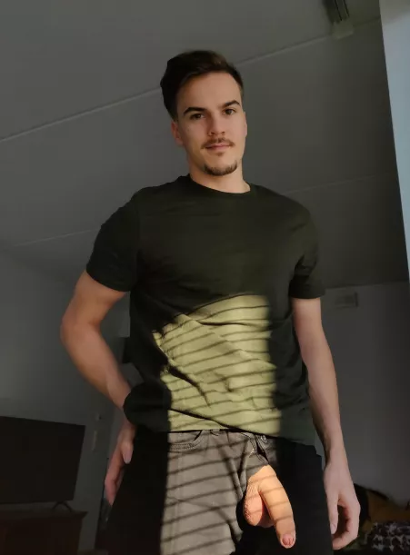 Hangin' in the sun ☀️ by nordicnuts