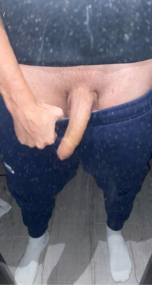 Hangin out by PocketNaan