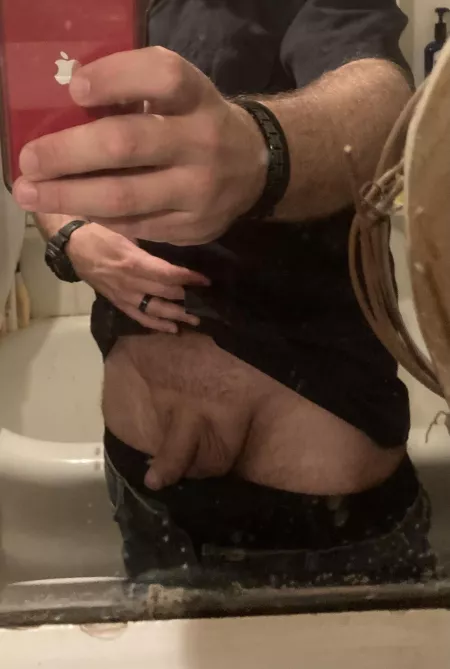 Hanging by DiabloXBone