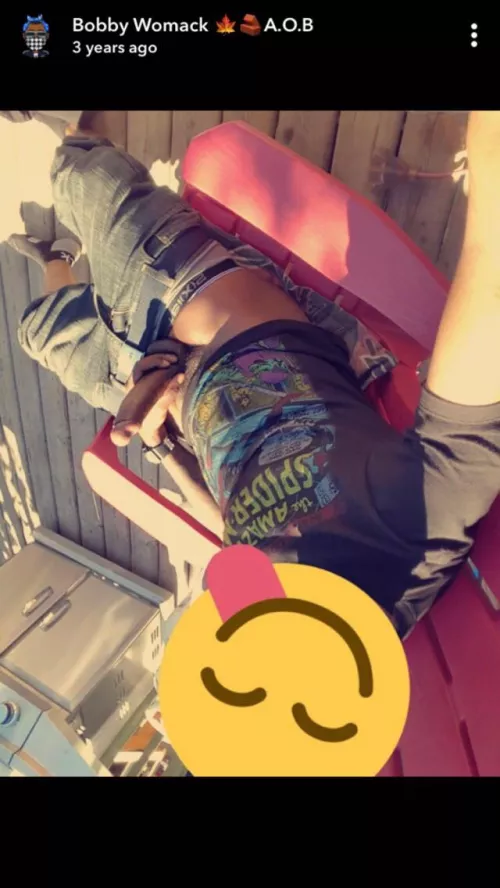 Hanging cottage life by Macarroniz