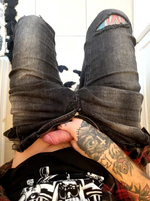 Hanging out! by horrifiquefucks