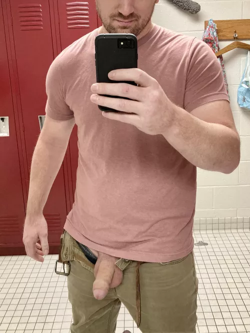 Hanging out on break. by thrownaway19nineteen