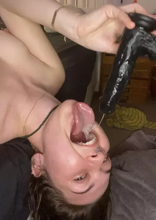 happiest slut you’ll ever meet 🥰 by room1204