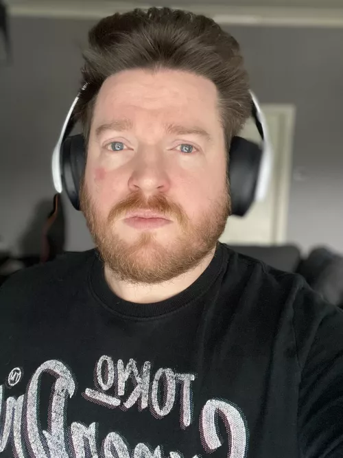 Happiest Sunday to you all ✌🏼 by GaddyCH