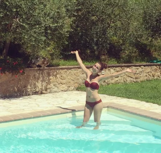 Happiness by Bagelsontoast