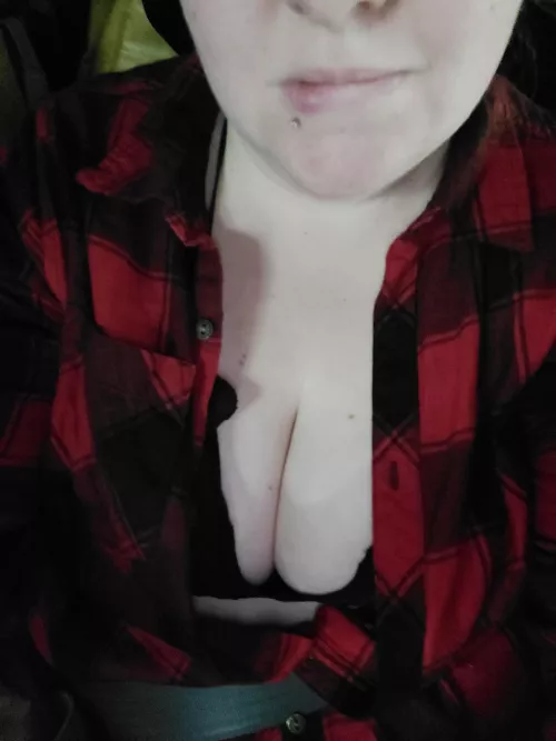 Happy 2022! Flash photo 😉 by Dastigerlily