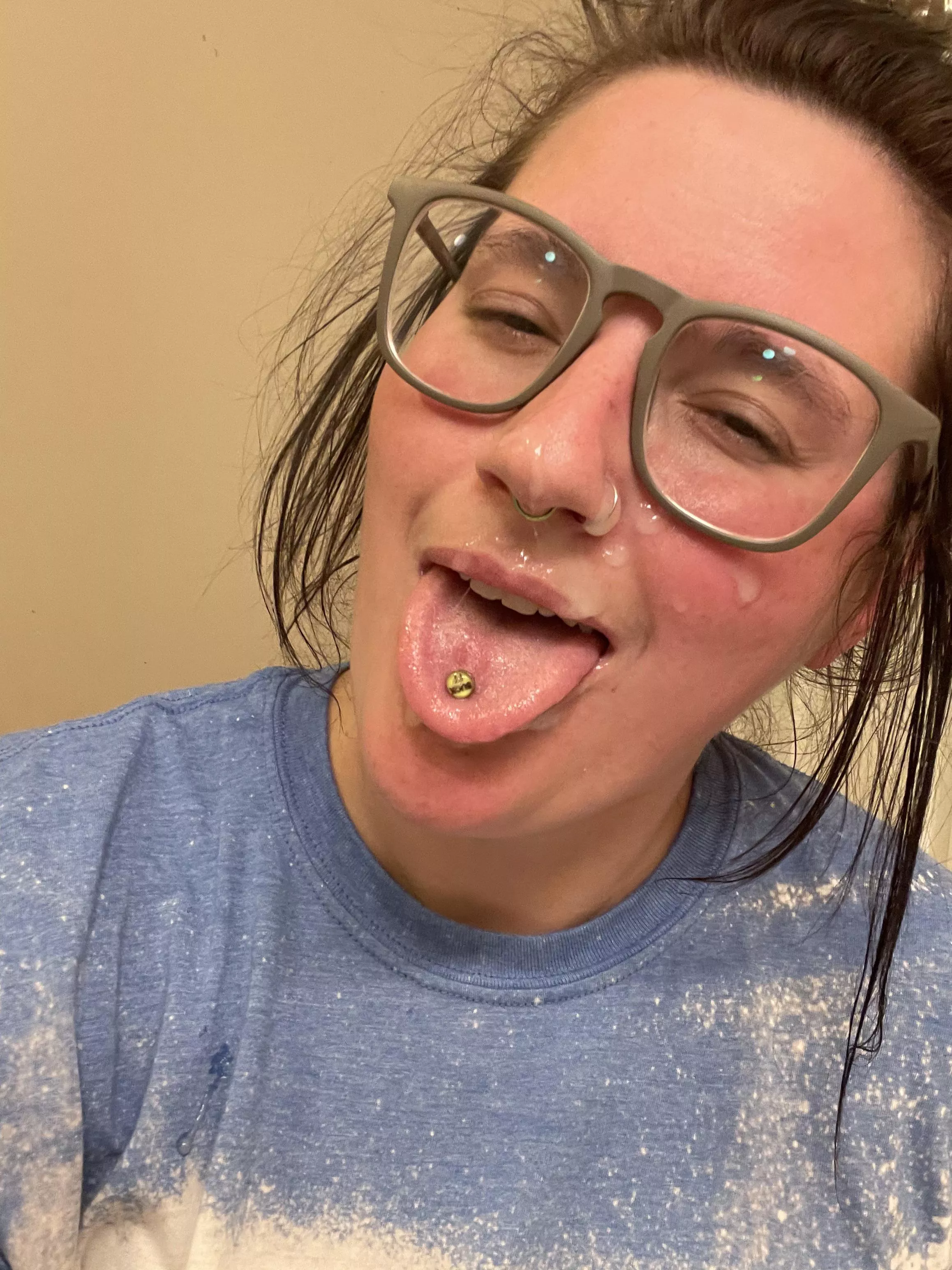 Happy posted by joyboy27