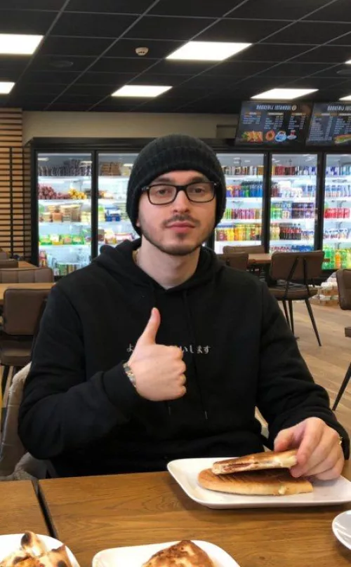 happy and gay, assume my role boys, im not versa so choose by Akyasu