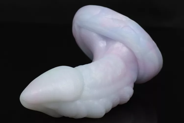 Happy BDay Month to myself! 🥰🥴 S/M Opal Scorn by Milkikomori