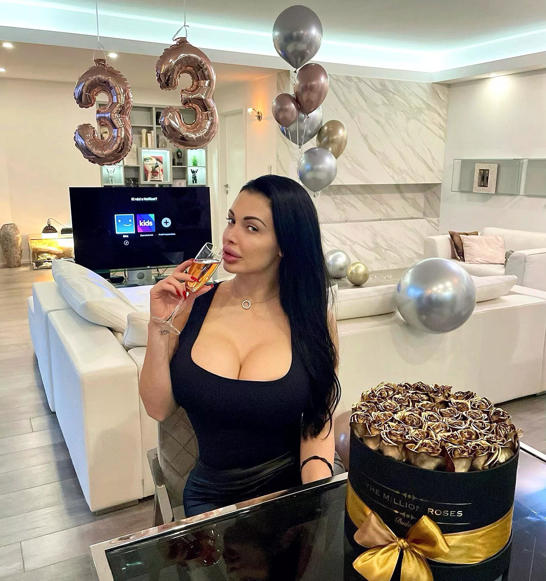 Happy Birthday Aletta! 🥳🎉 posted by zodiaczxc