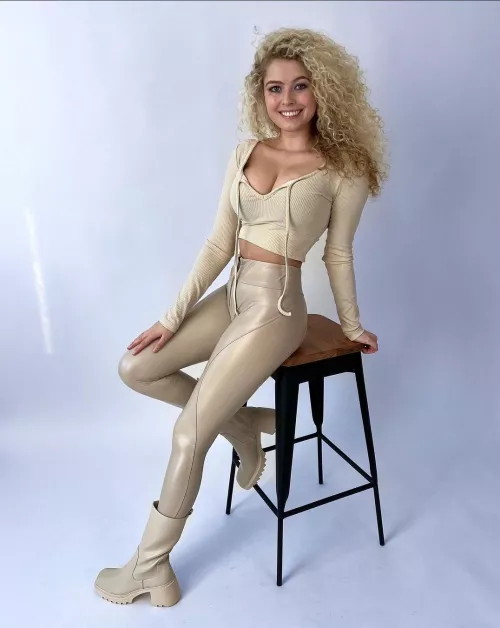 Happy Blonde by FlamingZebraFace