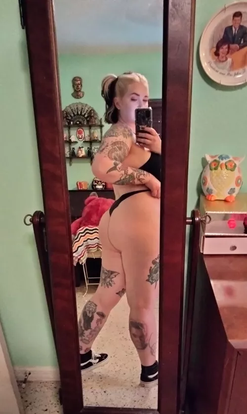 happy bumday 🦇🖤 by magnolia_vvitch