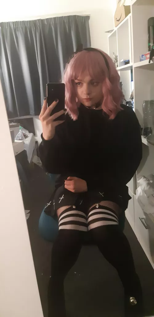 Happy femboy Friday gamers!💕 by Nicorling