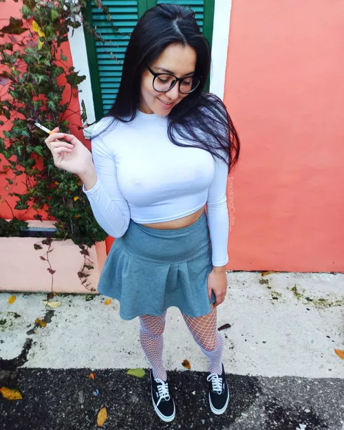 Happy Friday 🎉 by SmokingCutie_