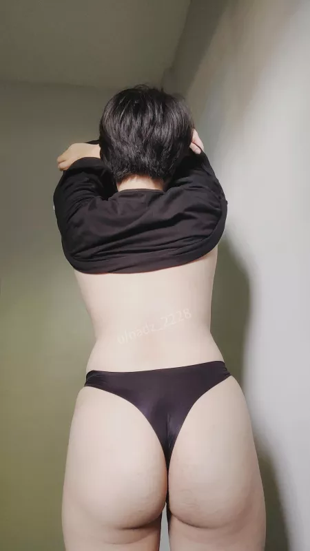 Happy (F)riday 🍑 by nadz_2228