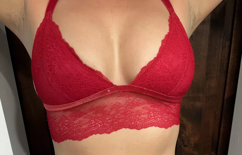 Happy Friday boys, here’s to a good weekend 🥰 by HangLab