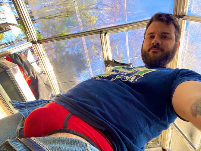 Happy Friday everyone. by NCWolfieCub