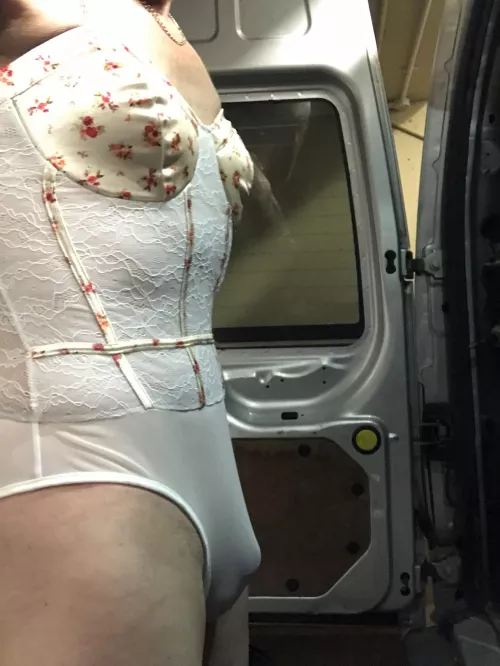 Happy Friday everyone, have a great day 🥰💋 by Turbulent-Tip2120