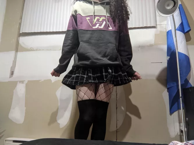 Happy Friday! Hope everyone is doing greatt! by Guwusse