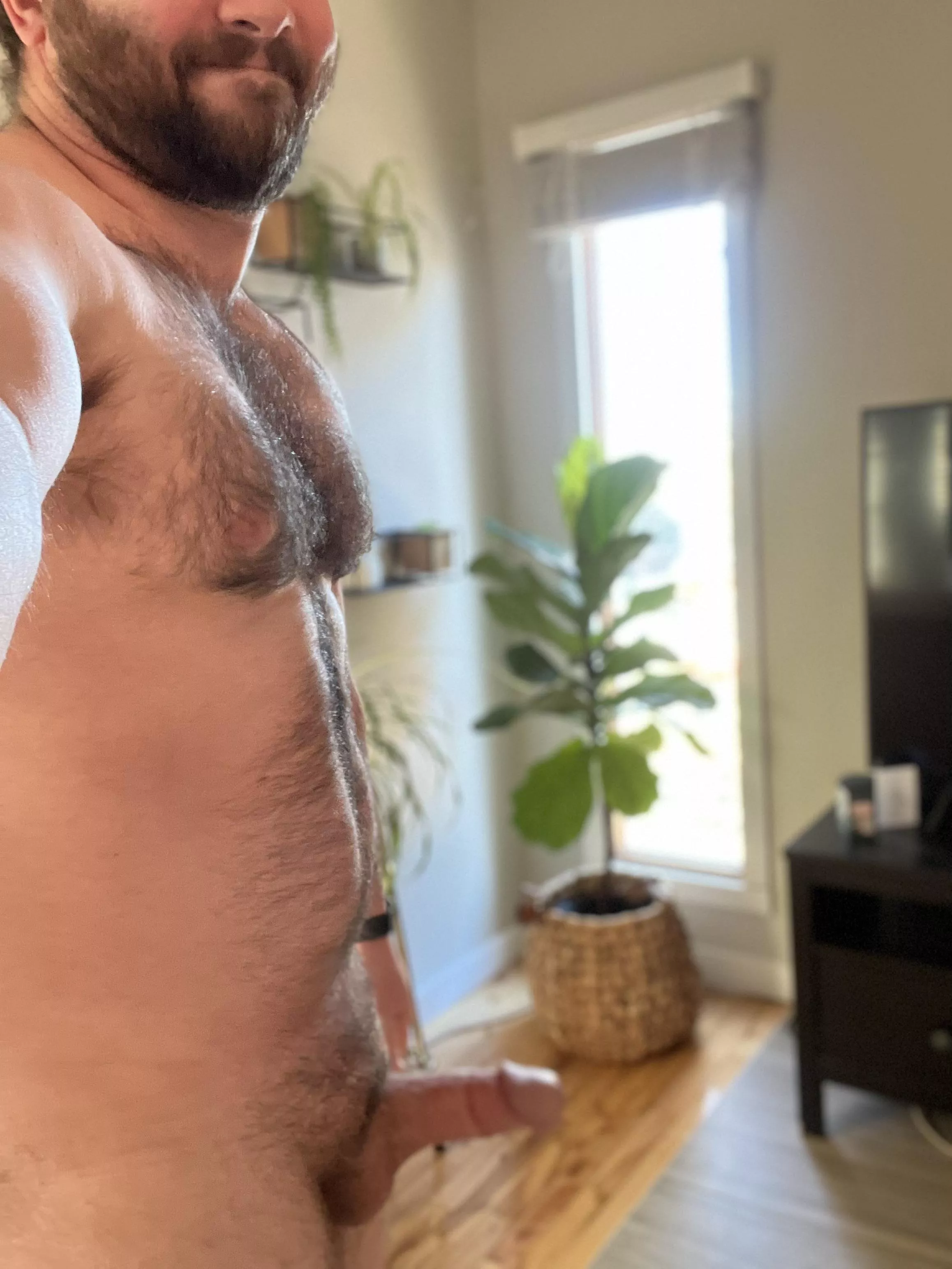 Happy Friday ladies 😊 chats welcomed! posted by biyyc8