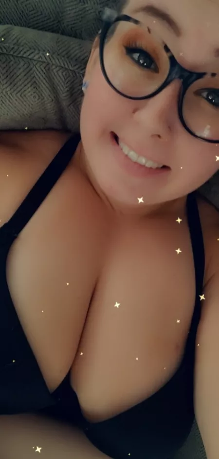 Happy Friday! 😍💚 Let me be your pocketslut for the weekend! by luna_eclipswxxx