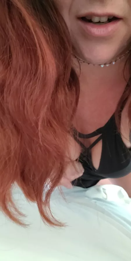 Happy Friday loves🍁🍂🍁 by Moonlitlynx07