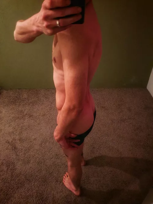 Happy friday! by Joeyxof